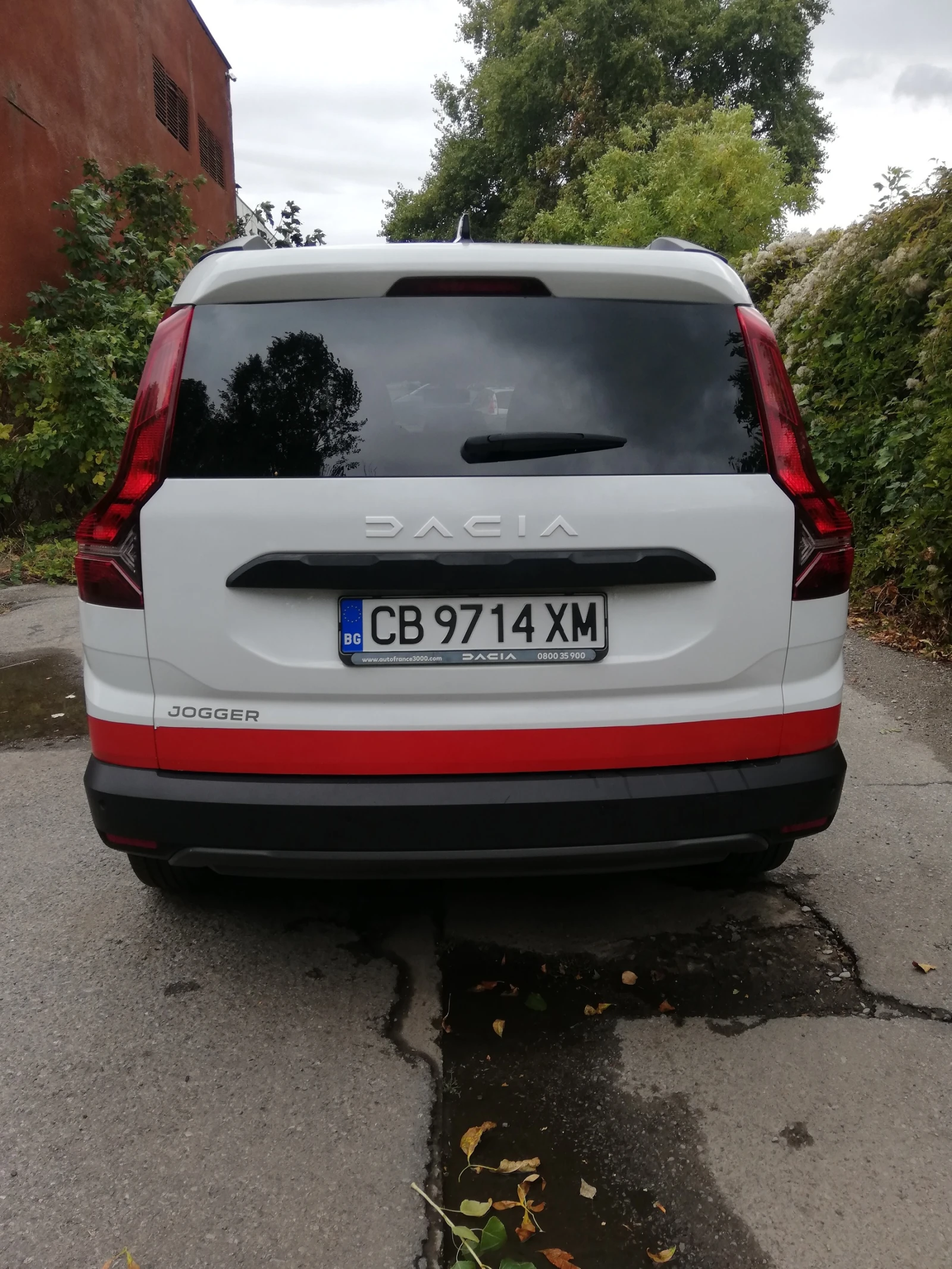 Dacia Jogger 1.0 ТУРБО 6+ 1МЕСТА! 6 СКОРОСТИ! ПЕРФЕКТЕН!! , снимка 5 - Автомобили и джипове - 56237783