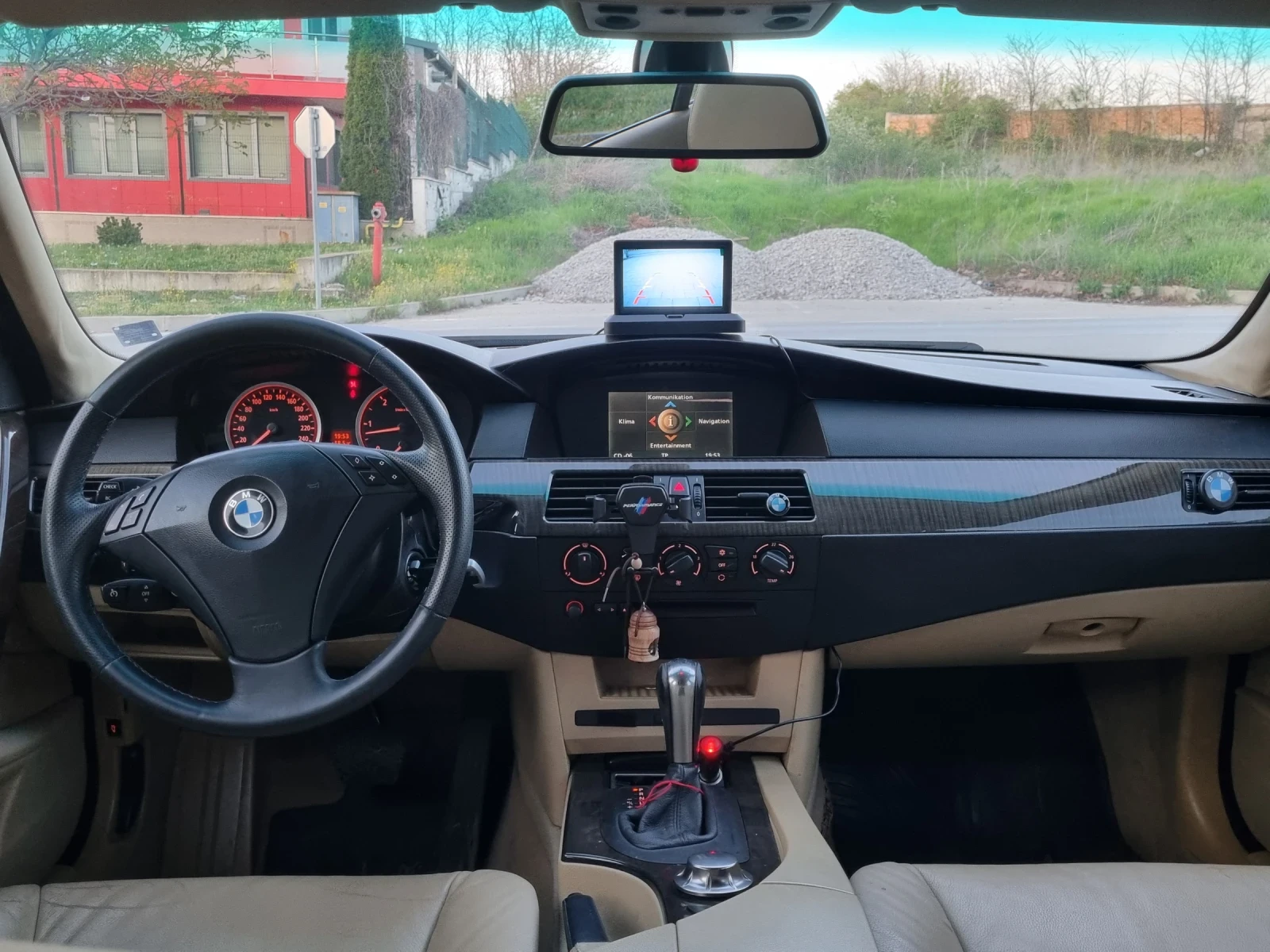 BMW 525, снимка 7 - Автомобили и джипове - 56459827
