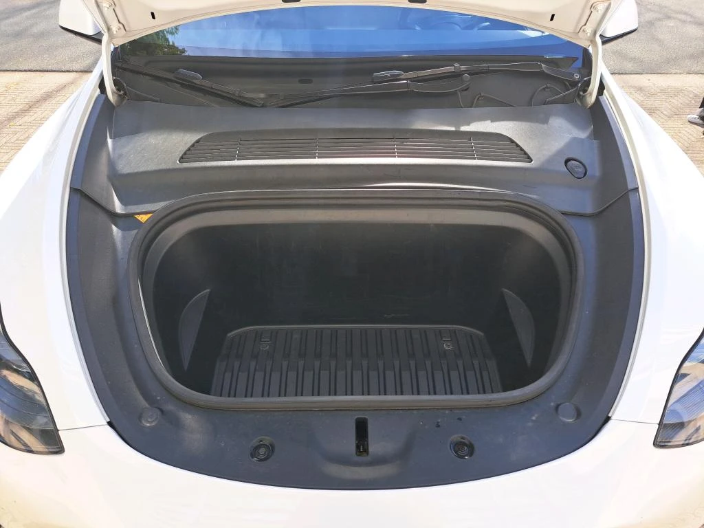 Tesla Model Y Long Range Dual Motor Leather LED Navi | Mobile.bg � ����������� 11