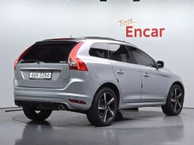 Volvo XC60 R-DESIGN/AWD/ПАНОРАМА/ПОДГРЕВИ/KEYLESS, снимка 2