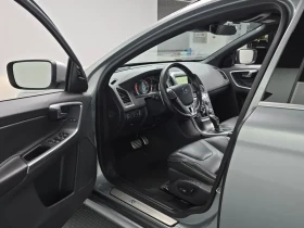 Volvo XC60 R-DESIGN/AWD/ПАНОРАМА/ПОДГРЕВИ/KEYLESS, снимка 10