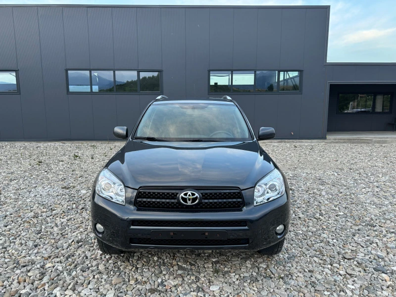 Toyota Rav4, снимка 2 - Автомобили и джипове - 46465650