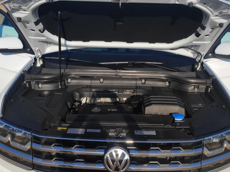 VW Atlas 2.0turbo , снимка 10 - Автомобили и джипове - 48603370