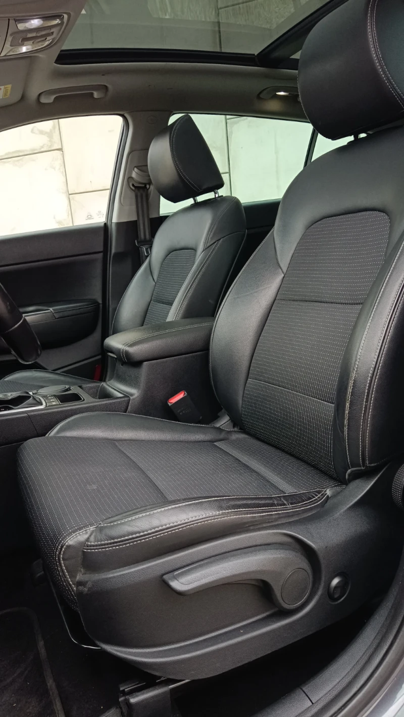 Kia Sportage 1.7 CRDI 141 к.с. AUTO ПАНОРАМА EURO 6, снимка 12 - Автомобили и джипове - 51298782