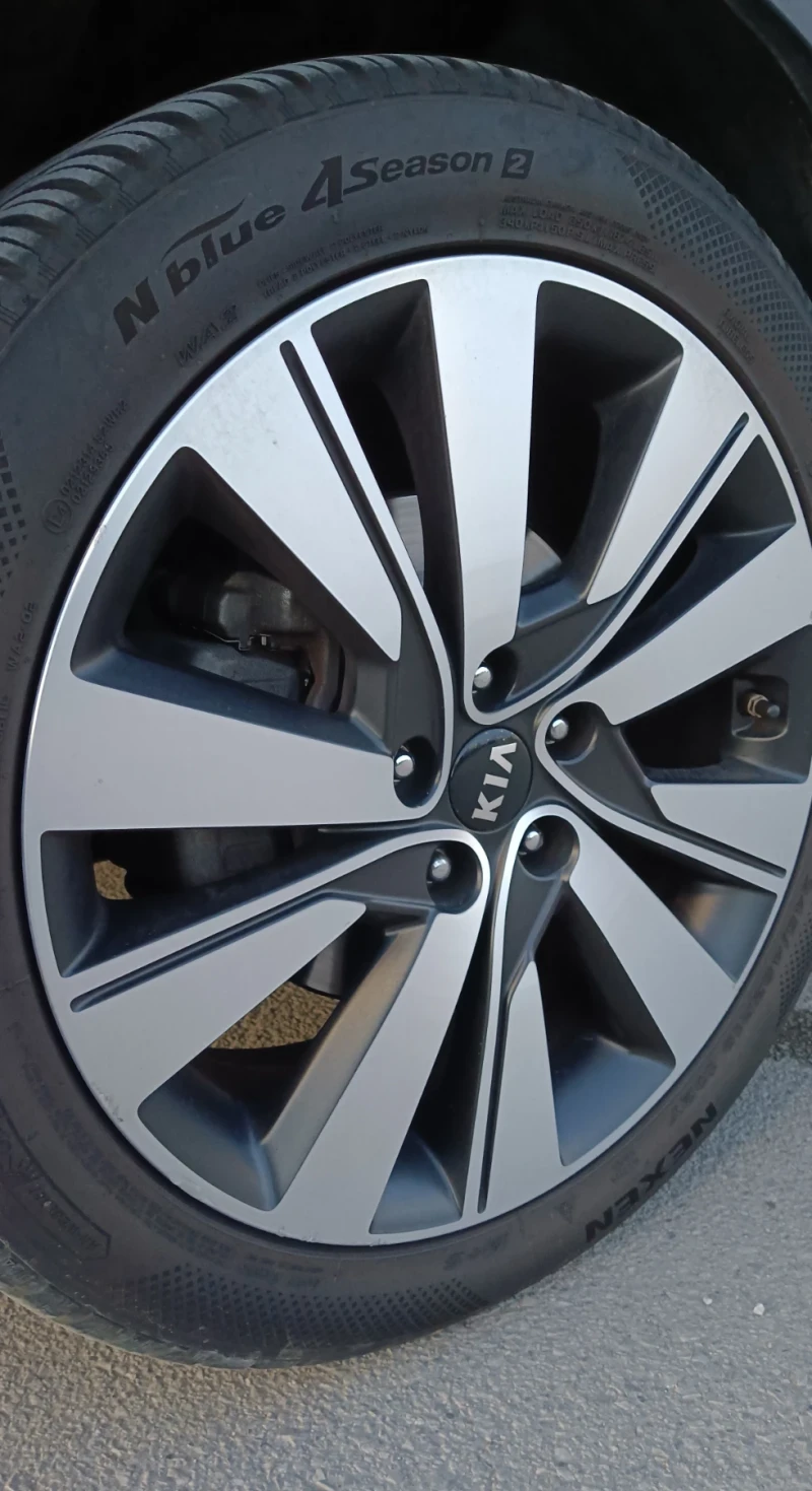 Kia Sportage 1.7 CRDI 141 к.с. AUTO ПАНОРАМА EURO 6, снимка 14 - Автомобили и джипове - 51298782