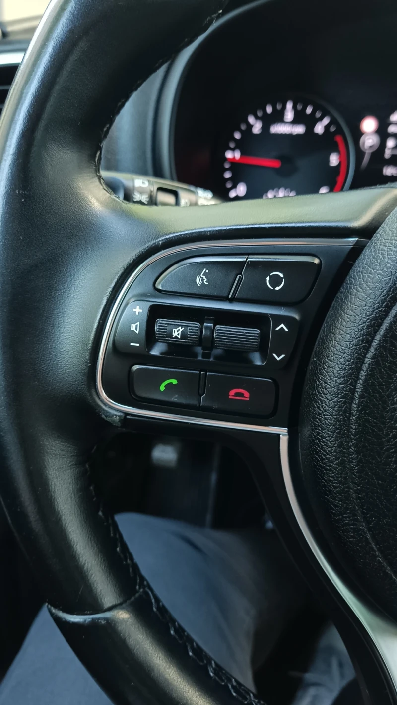 Kia Sportage 1.7 CRDI 141 к.с. AUTO ПАНОРАМА EURO 6, снимка 9 - Автомобили и джипове - 51298782