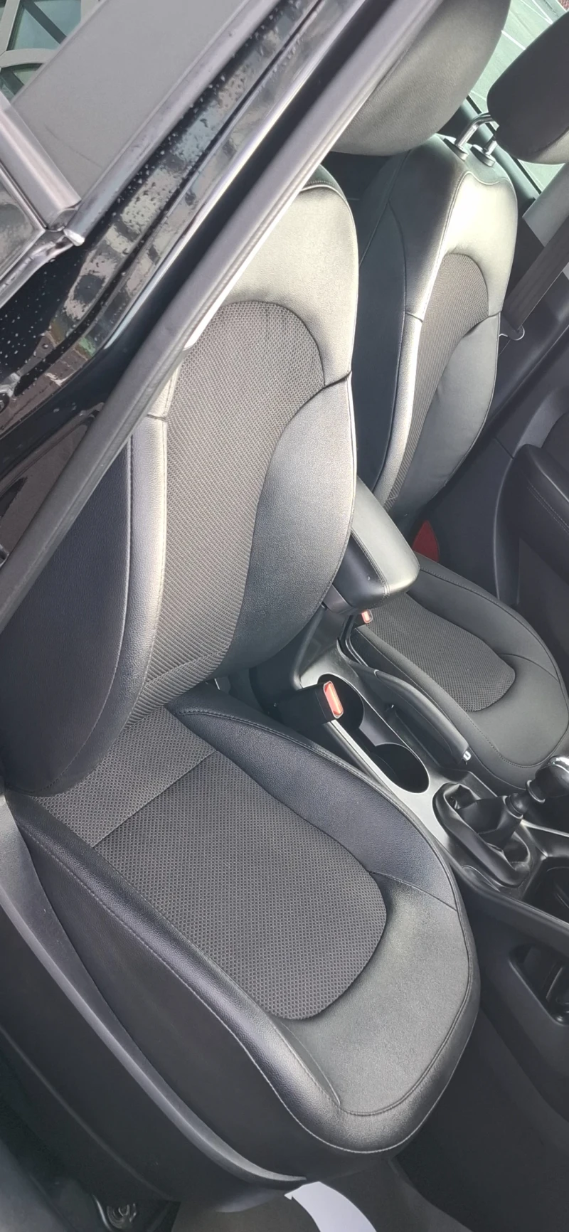 Hyundai IX35 2.0 4x4 Facelift Full Led Navi  , снимка 9 - Автомобили и джипове - 53139222