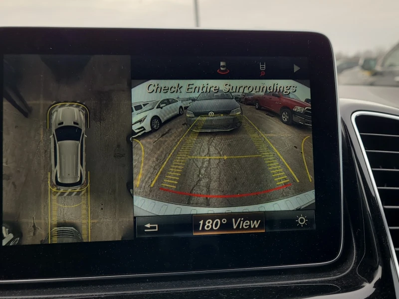 Mercedes-Benz GLE 350 D * 360 КАМЕРА * ЧЕРЕН САЛОН * СЕРВИЗНА ИСТОРИЯ , снимка 13 - Автомобили и джипове - 53567175