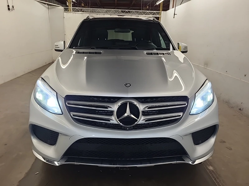 Mercedes-Benz GLE 350 D * 360 КАМЕРА * ЧЕРЕН САЛОН * СЕРВИЗНА ИСТОРИЯ , снимка 2 - Автомобили и джипове - 53567175