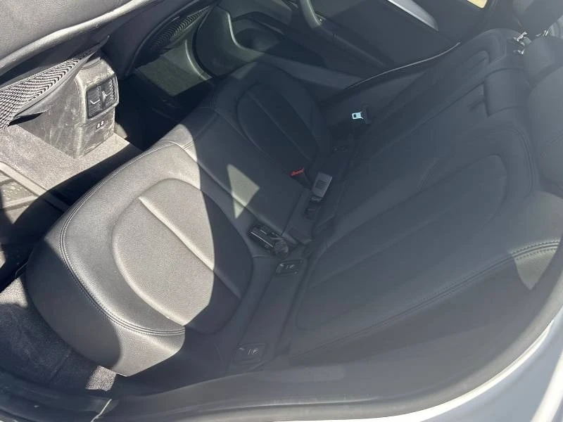 BMW X1 * xDrive28 * ПОДГРЕВИ * CARFAX * АВТОКРЕДИТ, снимка 16 - Автомобили и джипове - 55434537