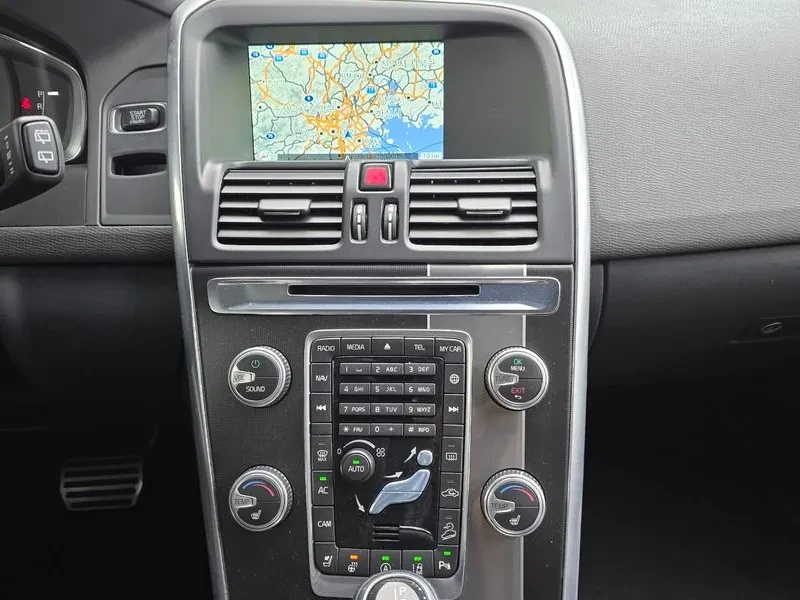 Volvo XC60 R-DESIGN/AWD/��������/��������/KEYLESS | Mobile.bg � ����������� 12