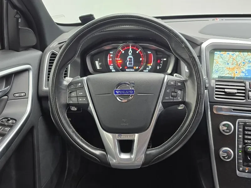 Volvo XC60 R-DESIGN/AWD/��������/��������/KEYLESS | Mobile.bg � ����������� 13