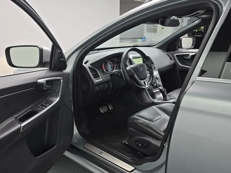 Volvo XC60 R-DESIGN/AWD/��������/��������/KEYLESS | Mobile.bg � ����������� 10