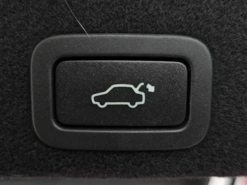 Volvo XC60 R-DESIGN/AWD/��������/��������/KEYLESS | Mobile.bg � ����������� 16