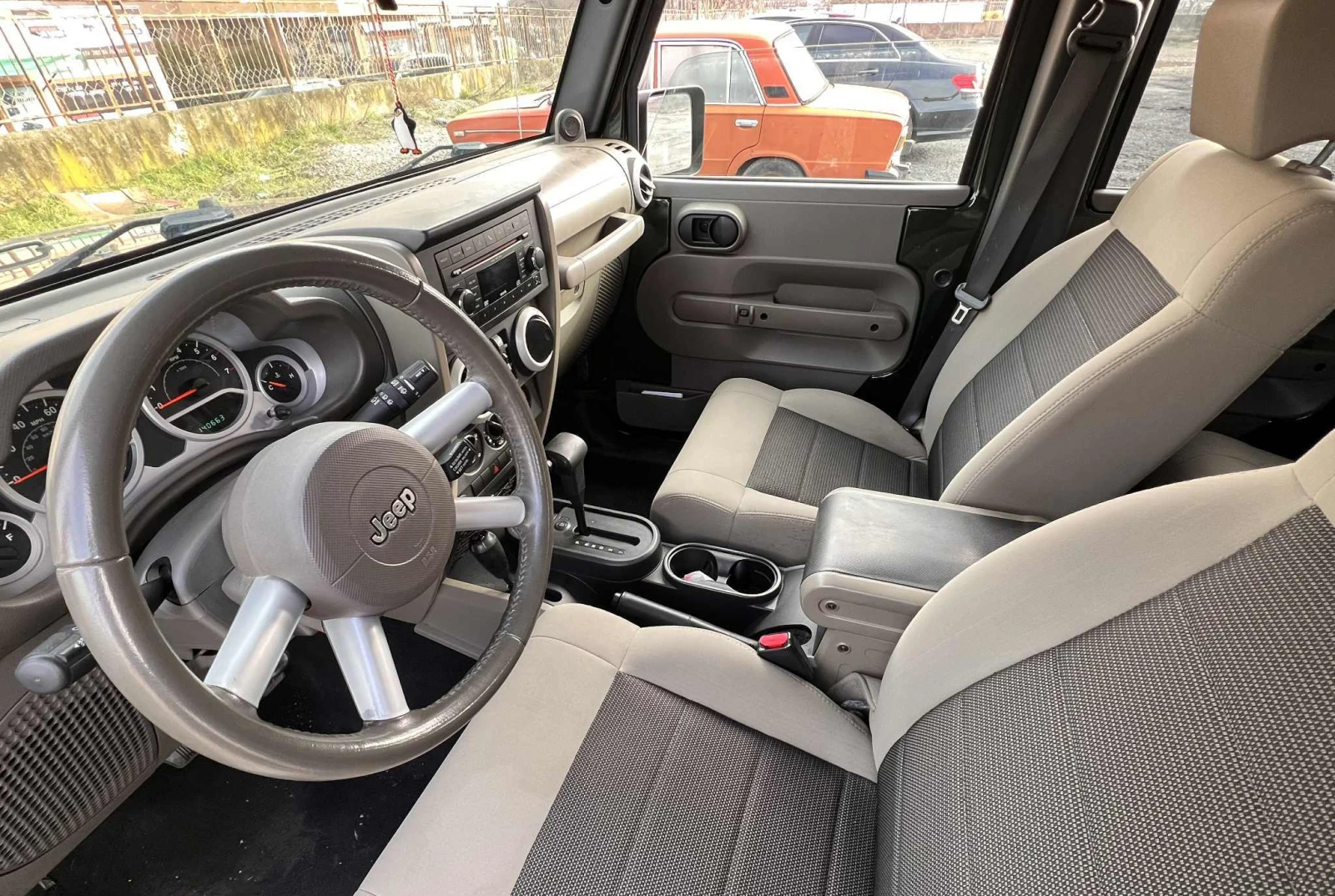 Jeep Wrangler Unlimited Sahara 3.8 | Mobile.bg � ����������� 5