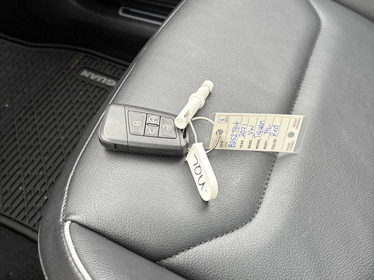 VW Tiguan CARFAX*     | Mobile.bg   16