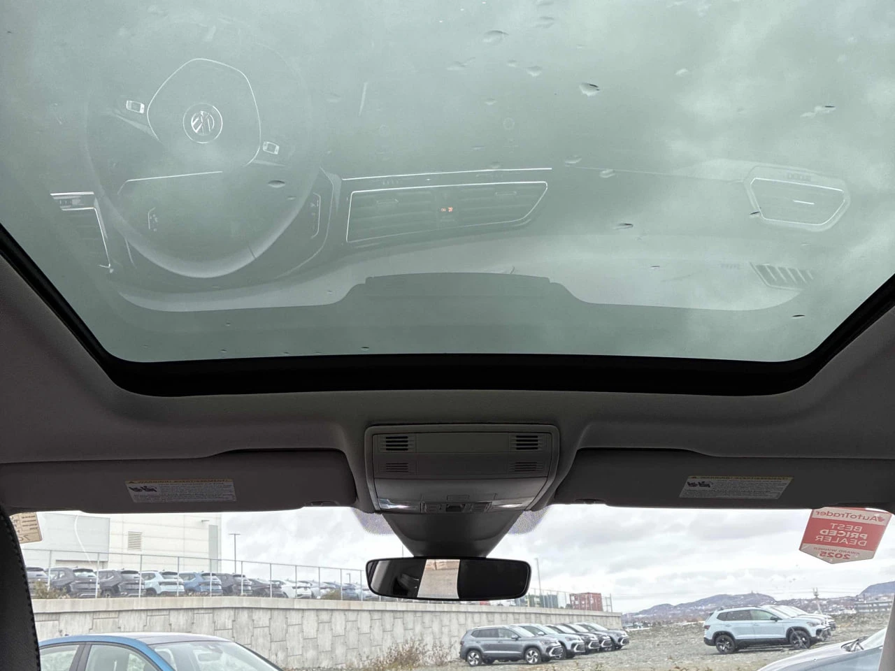 VW Tiguan CARFAX*     | Mobile.bg   15