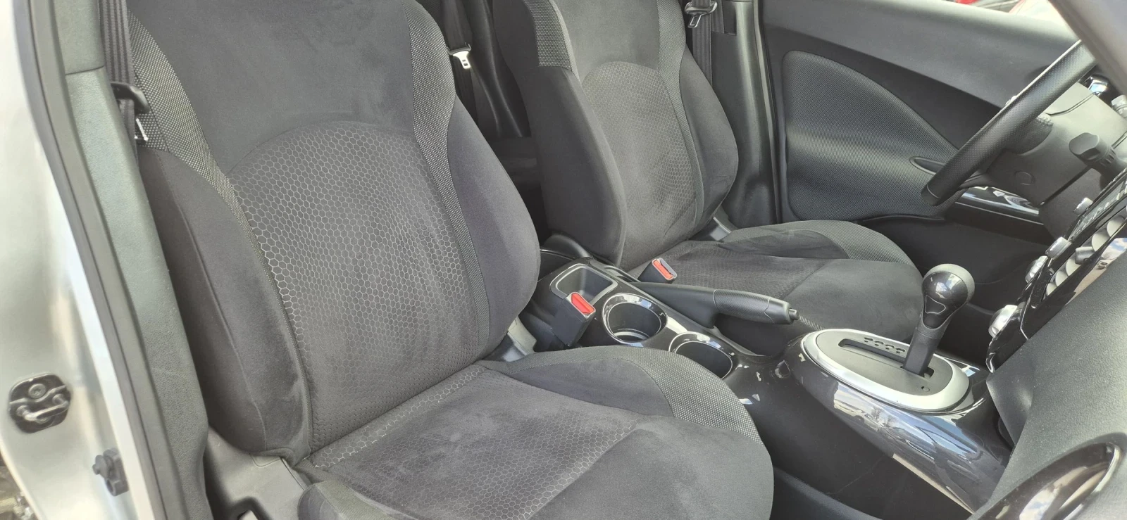 Nissan Juke 1.6-117кс.NAVY, снимка 12 - Автомобили и джипове - 53985314