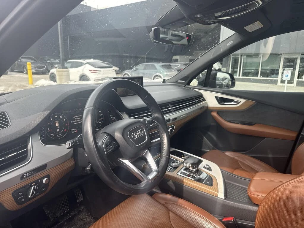 Audi Q7 3.0T quattro Technik* АвтоКредит* (ЦЕНА ДО БГ)* , снимка 11 - Автомобили и джипове - 54040157