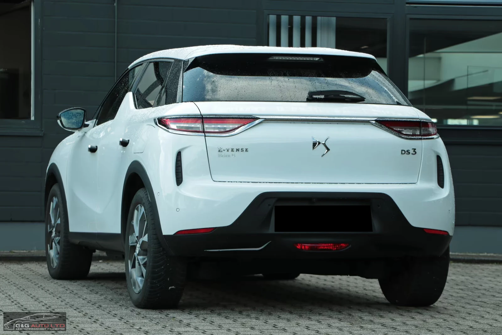 DS DS 3 Crossback E-TENSE/136HP/RIVOLI/HUD/NAVI/CAM/LED/256z, снимка 2 - Автомобили и джипове - 54070305