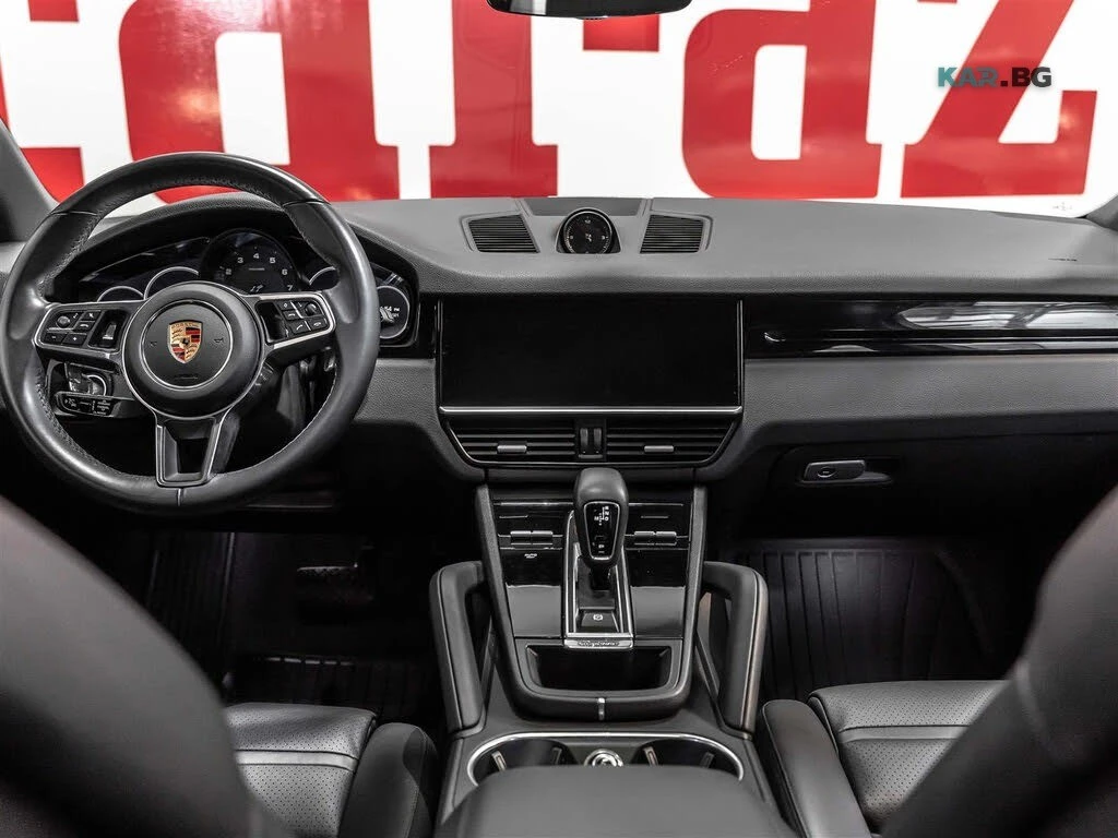 Porsche Cayenne * BOSE * PANO * Автокредит * (Цена до България), снимка 8 - Автомобили и джипове - 55176371