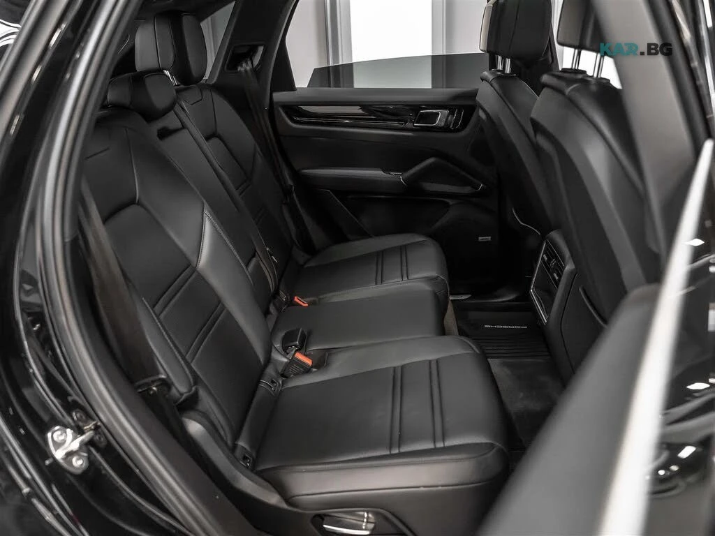 Porsche Cayenne * BOSE * PANO * Автокредит * (Цена до България), снимка 11 - Автомобили и джипове - 55176371