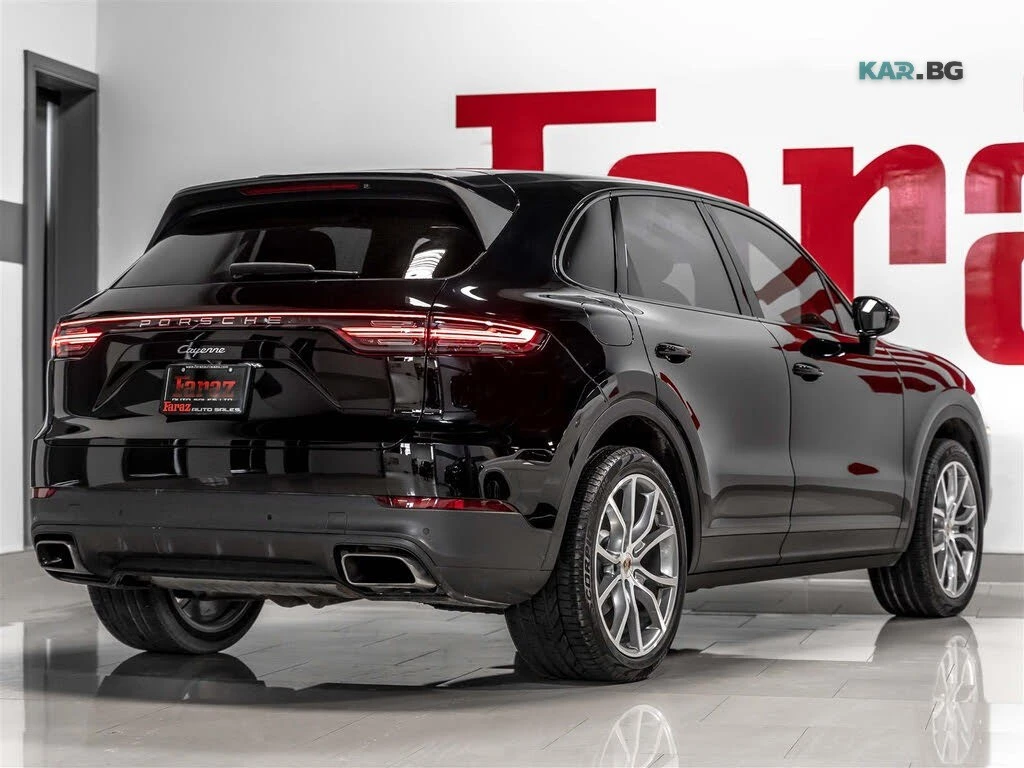 Porsche Cayenne * BOSE * PANO * Автокредит * (Цена до България), снимка 3 - Автомобили и джипове - 55176371