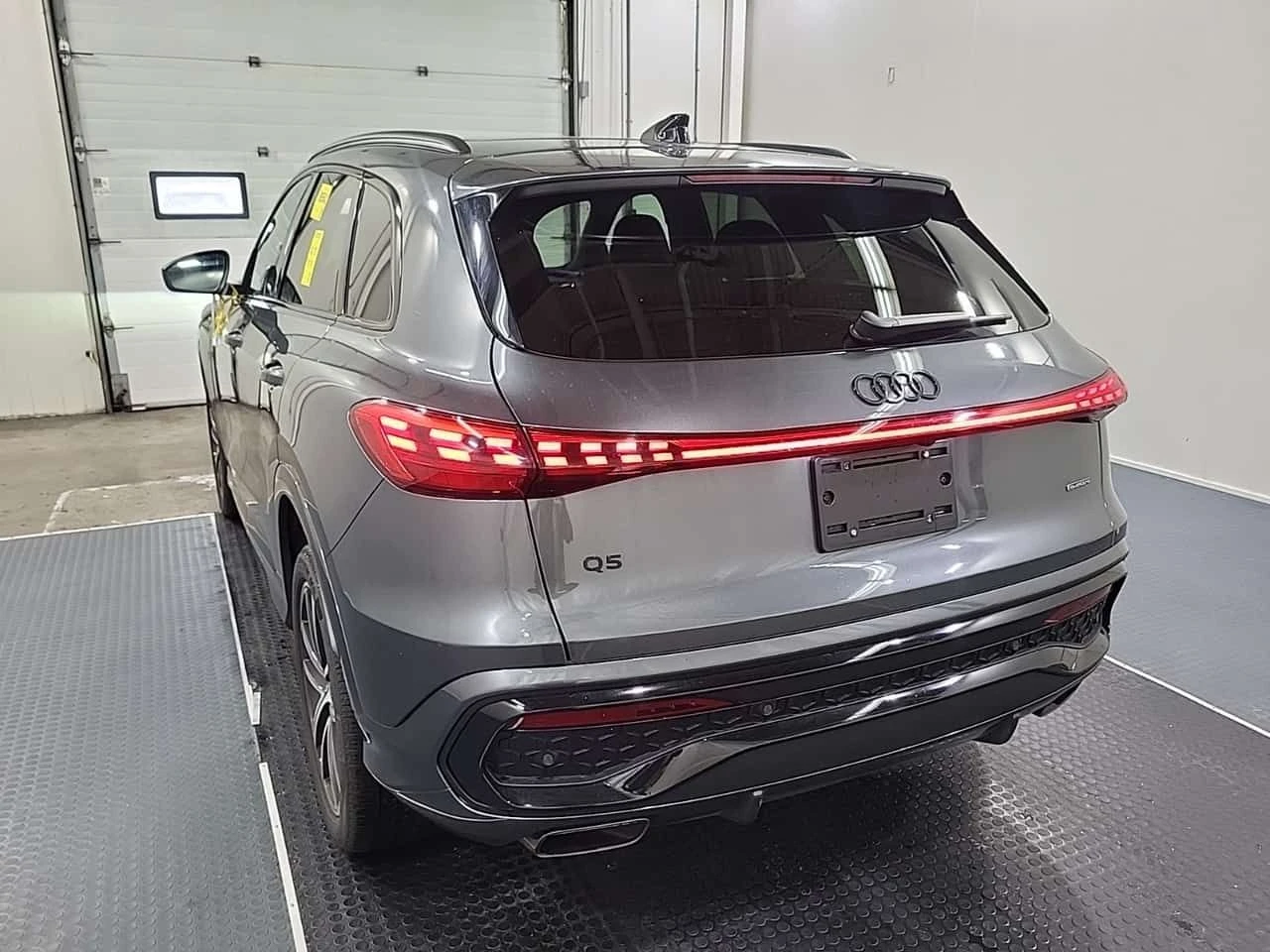 Audi Q5 * PROGRESSIV * CARFAX * ЦЕНА ДО БГ, снимка 4 - Автомобили и джипове - 55203474