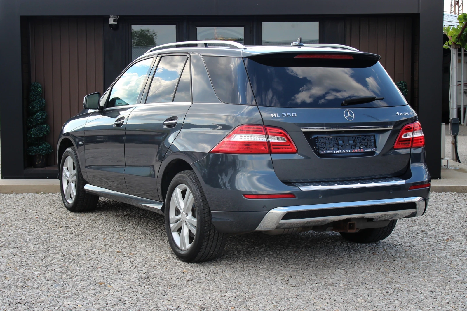 Mercedes-Benz ML 350 CDI* AMG* 4-MATIC* BLUETEC, снимка 4 - Автомобили и джипове - 55191393