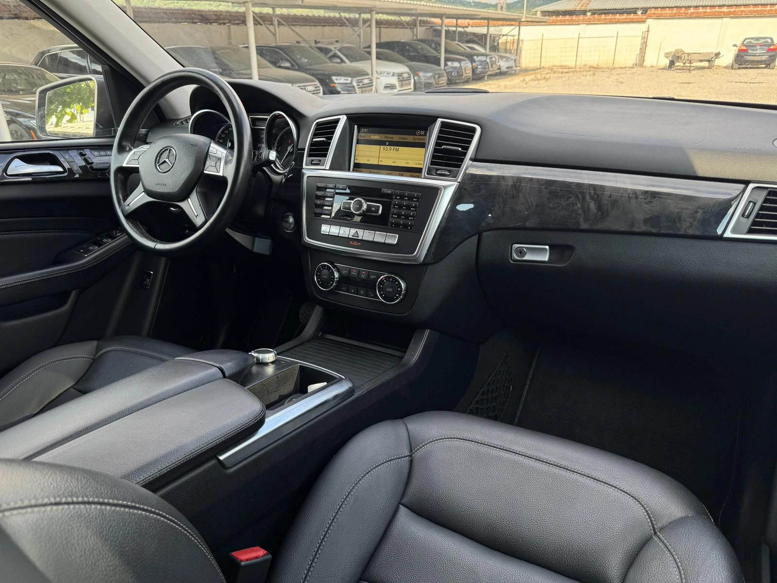 Mercedes-Benz ML 350 CDI* AMG* 4-MATIC* BLUETEC, снимка 10 - Автомобили и джипове - 55191393