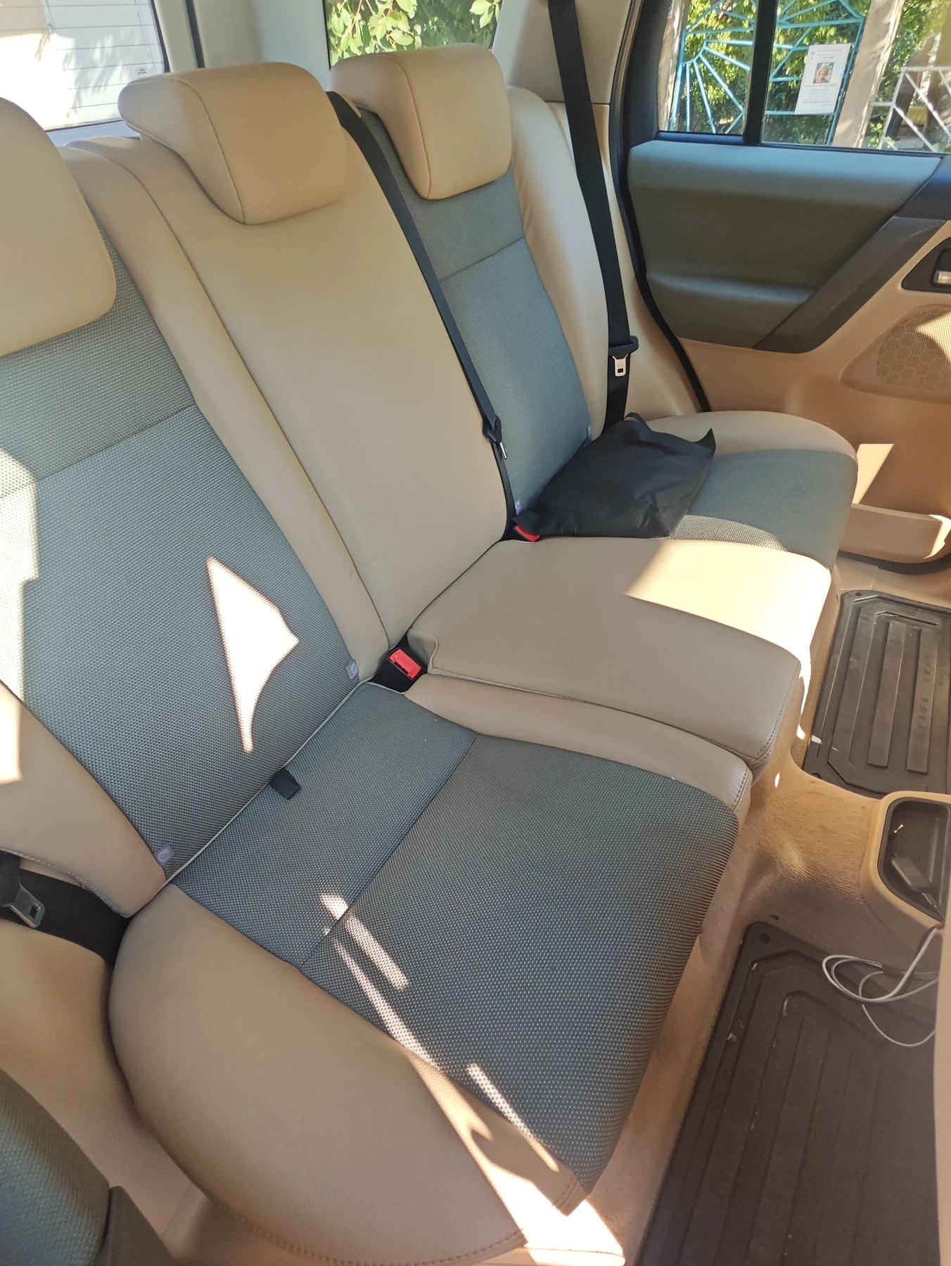 Land Rover Freelander, снимка 11 - Автомобили и джипове - 55724650