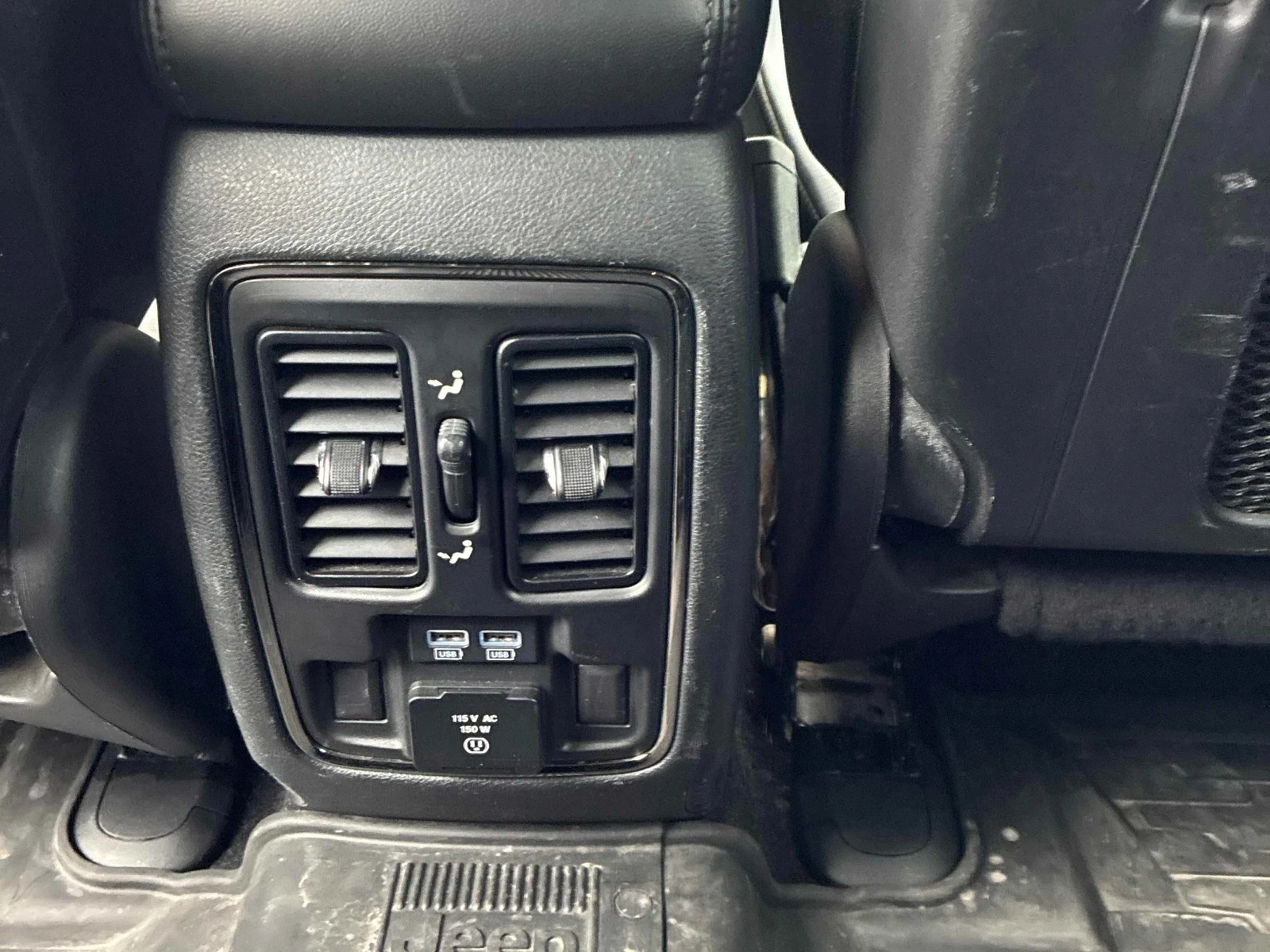 Jeep Grand cherokee Limited X | 5.7 Hemi | 2019 | Без Удари, снимка 15 - Автомобили и джипове - 55768383