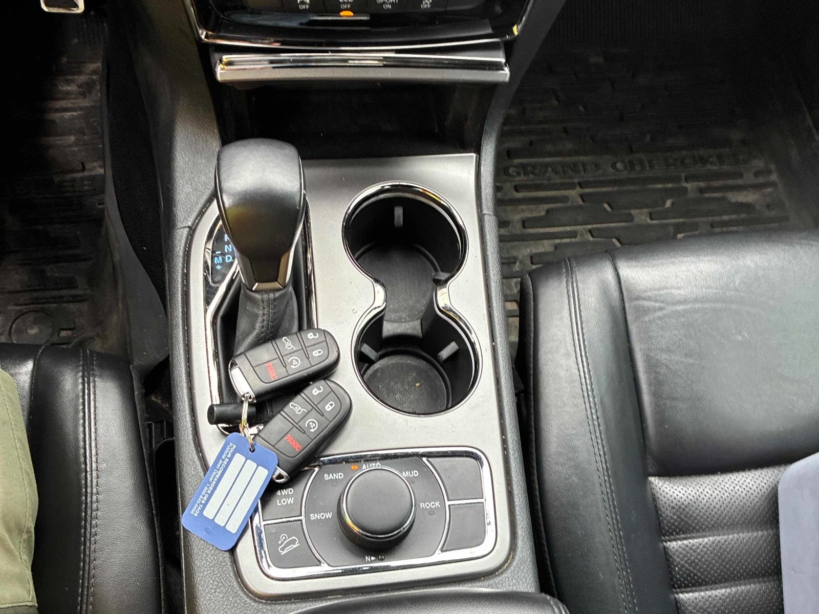 Jeep Grand cherokee Limited X | 5.7 Hemi | 2019 | Без Удари, снимка 12 - Автомобили и джипове - 55768383