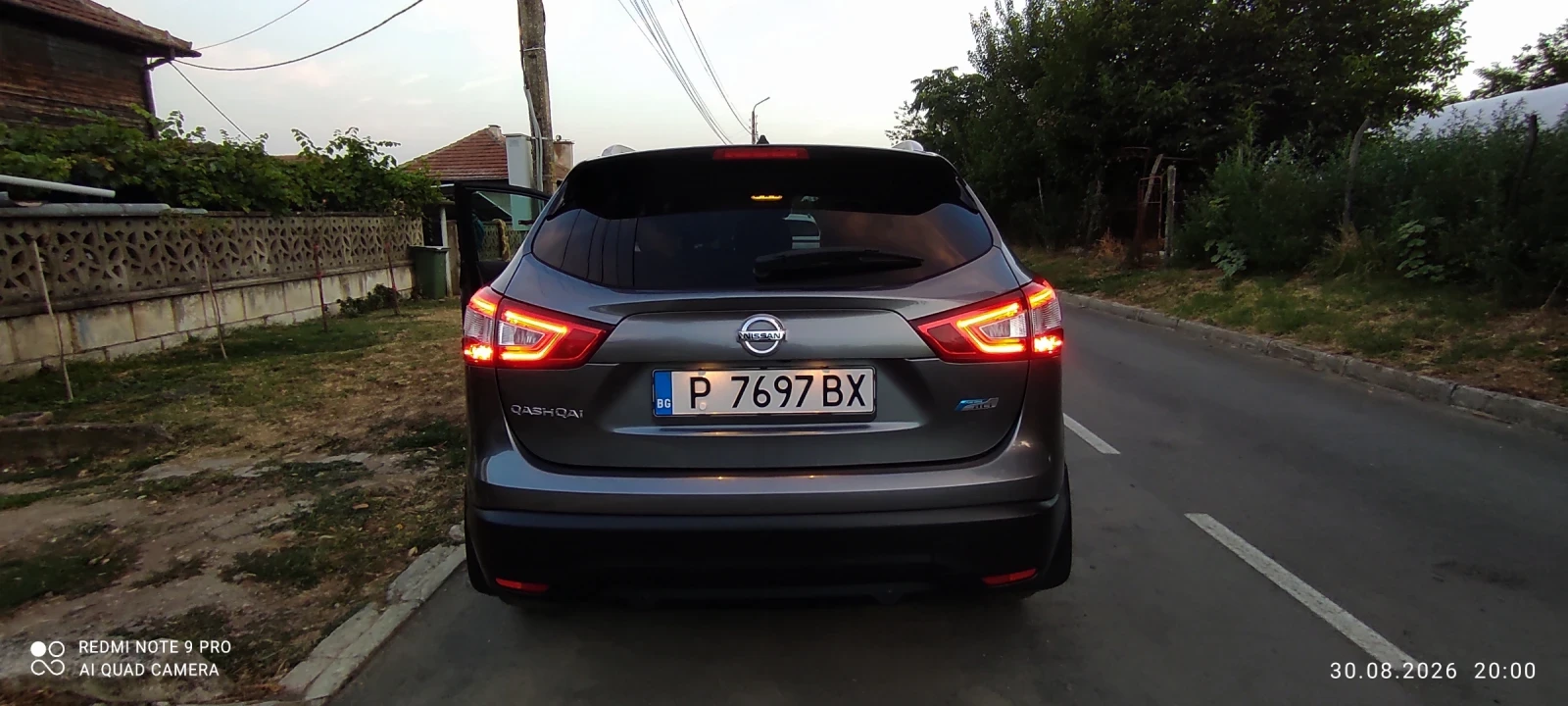 Nissan Qashqai Джип, снимка 9 - Автомобили и джипове - 55928136