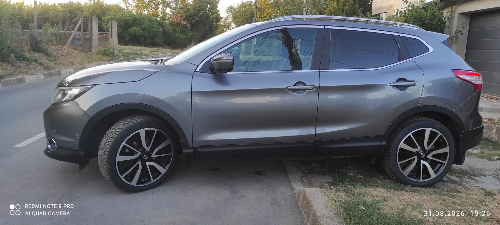 Nissan Qashqai Джип, снимка 2 - Автомобили и джипове - 55928136
