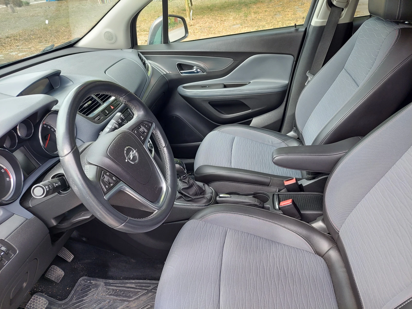 Opel Mokka, снимка 7 - Автомобили и джипове - 56246251