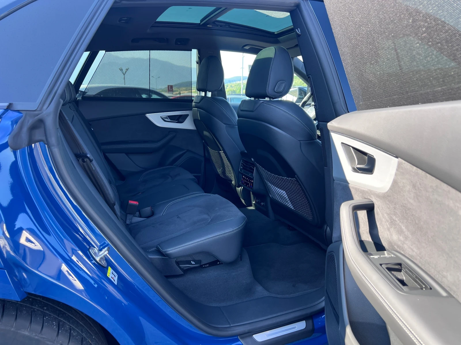 Audi Q8 * B&O* Quattro* , снимка 14 - Автомобили и джипове - 56388742
