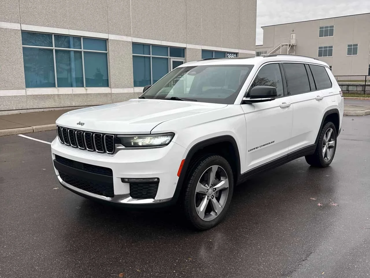 Jeep Grand cherokee L Limited | CARFAX | БЕЗ ИНЦИДЕНТИ