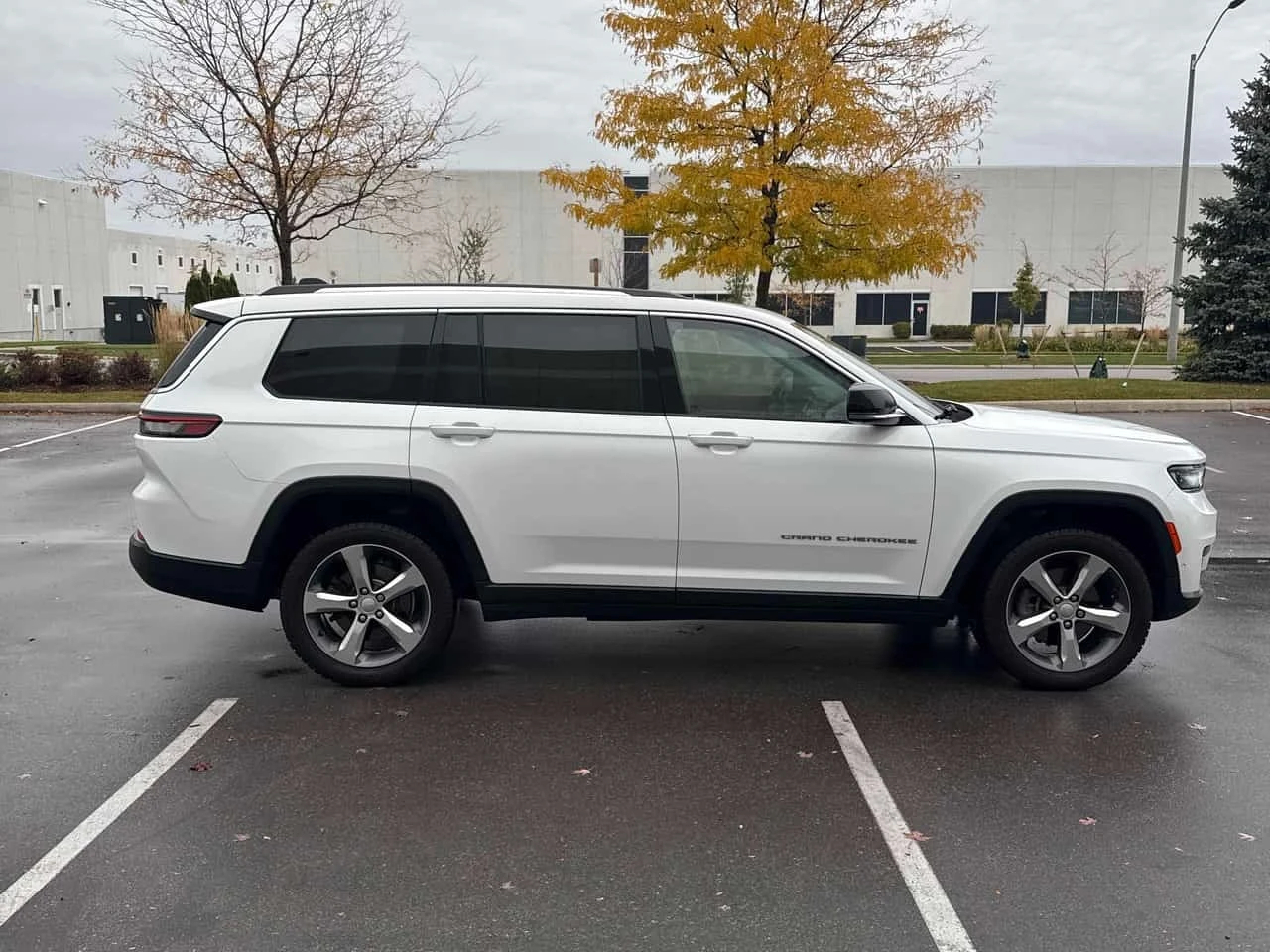 Jeep Grand cherokee L Limited | CARFAX | ��� ��������� | Mobile.bg � ����������� 4