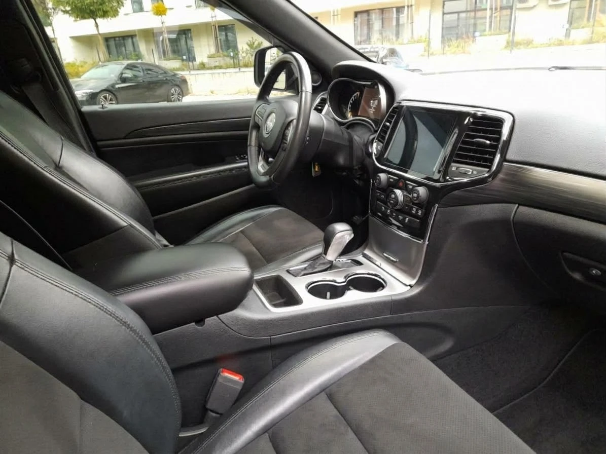 Jeep Grand cherokee, снимка 12 - Автомобили и джипове - 56652384
