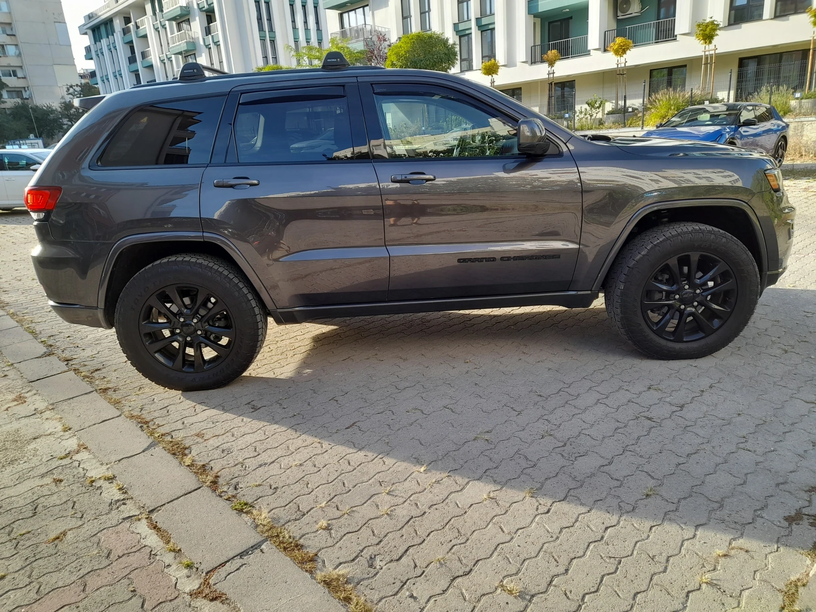 Jeep Grand cherokee, снимка 4 - Автомобили и джипове - 56652384