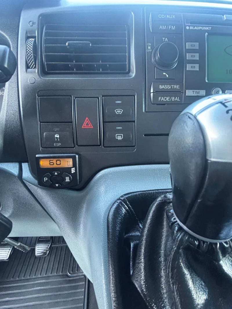 Ford Transit 2.2 FULL EKSTRI, снимка 13 - Бусове и автобуси - 49513291