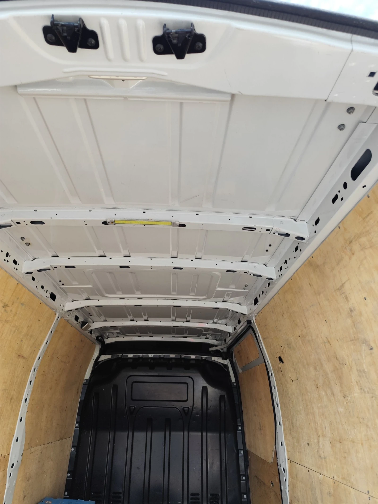 Renault Master 2.3 DCI ЕВРО 6В - изображение 6