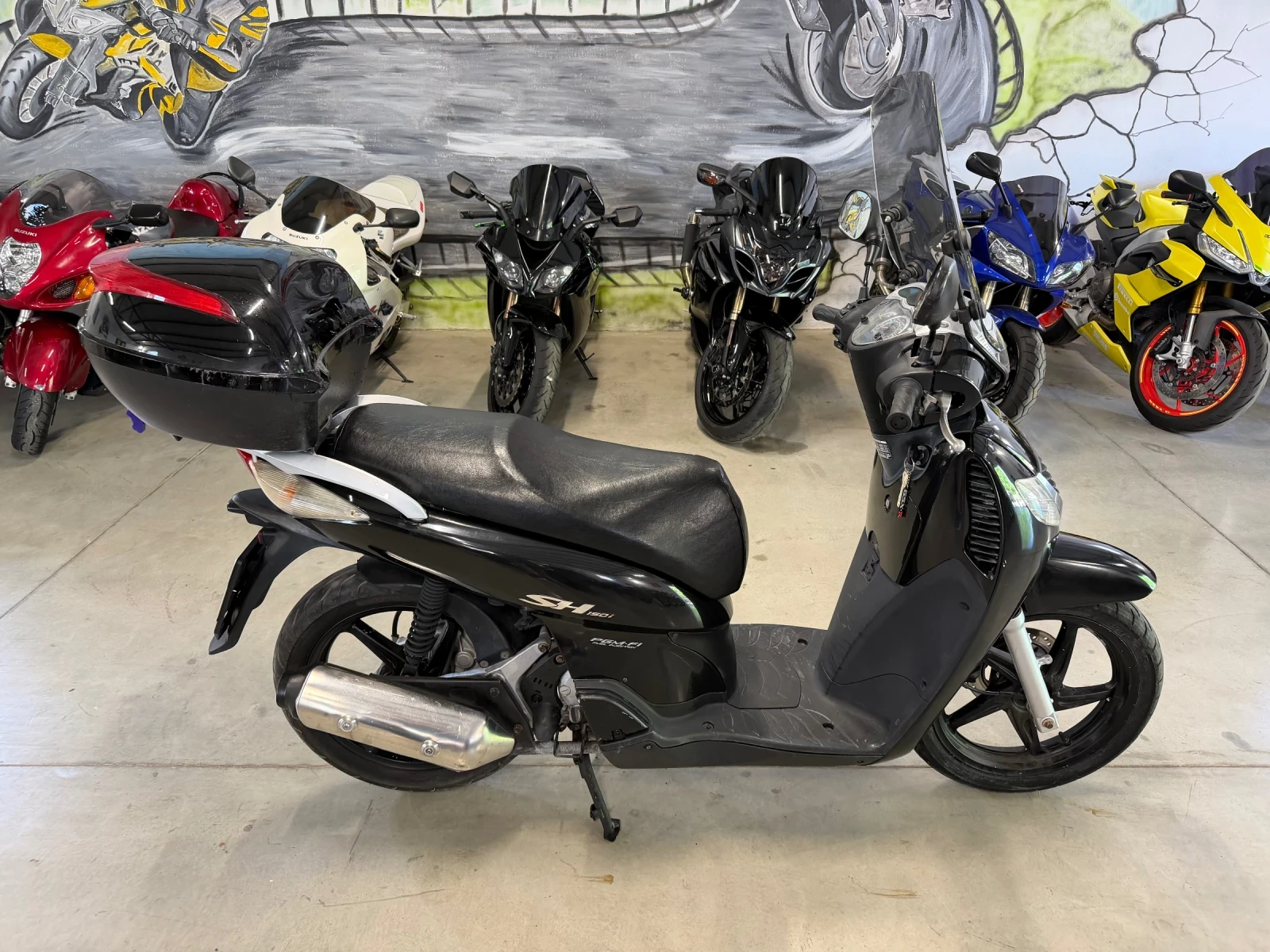 Honda Sh SH-150i, снимка 4 - Мотоциклети и мототехника - 55036348