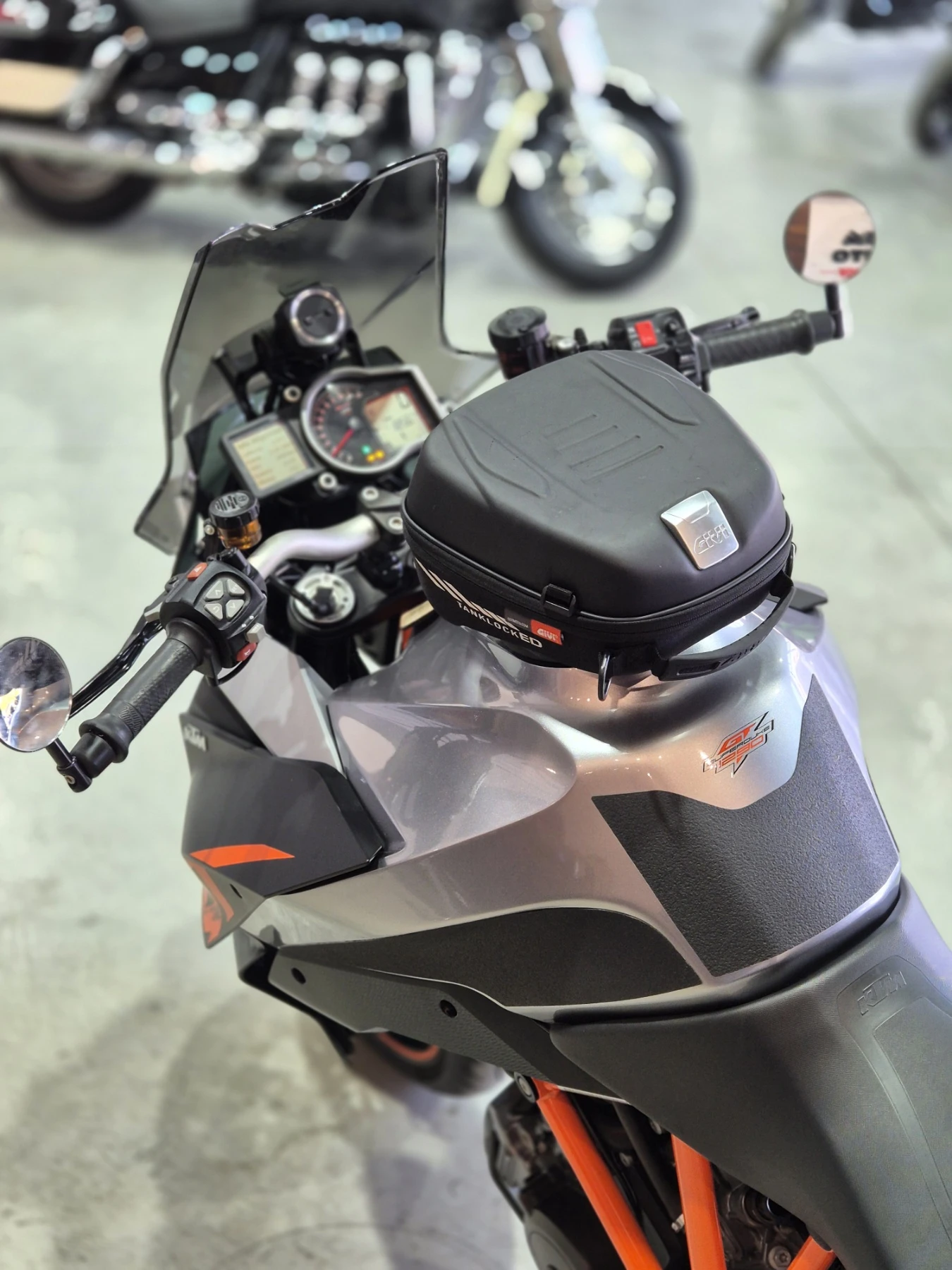 Ktm Super Duke 1290 GT Нов внос Швейцария!!, снимка 13 - Мотоциклети и мототехника - 55435613