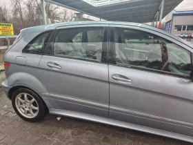 Mercedes-Benz B 200, снимка 17