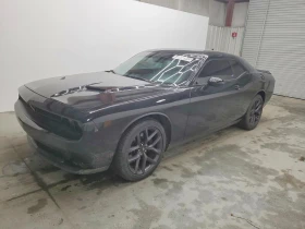 Dodge Challenger SXT, снимка 1