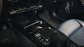 Mercedes-Benz A 220 Hatchback, снимка 16