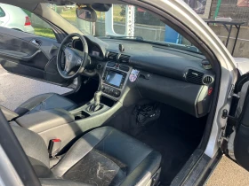 Mercedes-Benz C 200, снимка 9