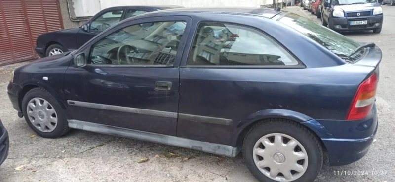 Opel Astra, снимка 2 - Автомобили и джипове - 47915821